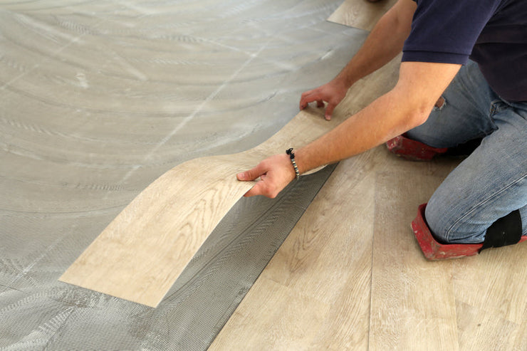 What's The Difference Between LVT and Laminate Flooring?
